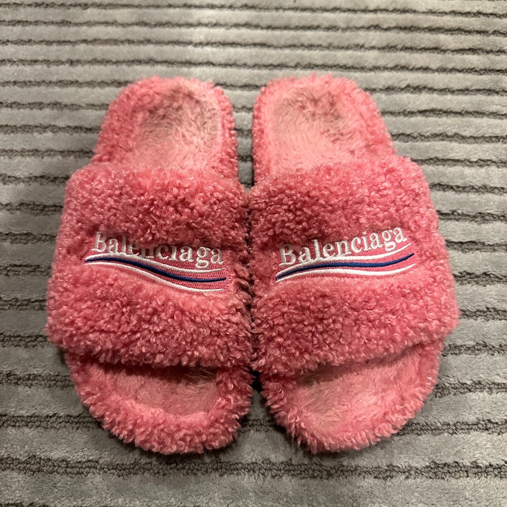BALENCIAGA faux-fur slides